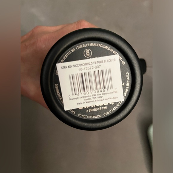 Stanley Quencher H2.0 Tumbler 30oz NWT’s + Disney + More Straw Toppers(7) - Picture 7 of 10